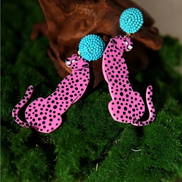 Pink Leopard Dangle Earrings - Picture 2 of 3
